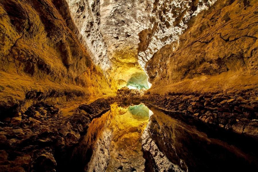 lanzarote-caves-cuevas-los-verdes_3